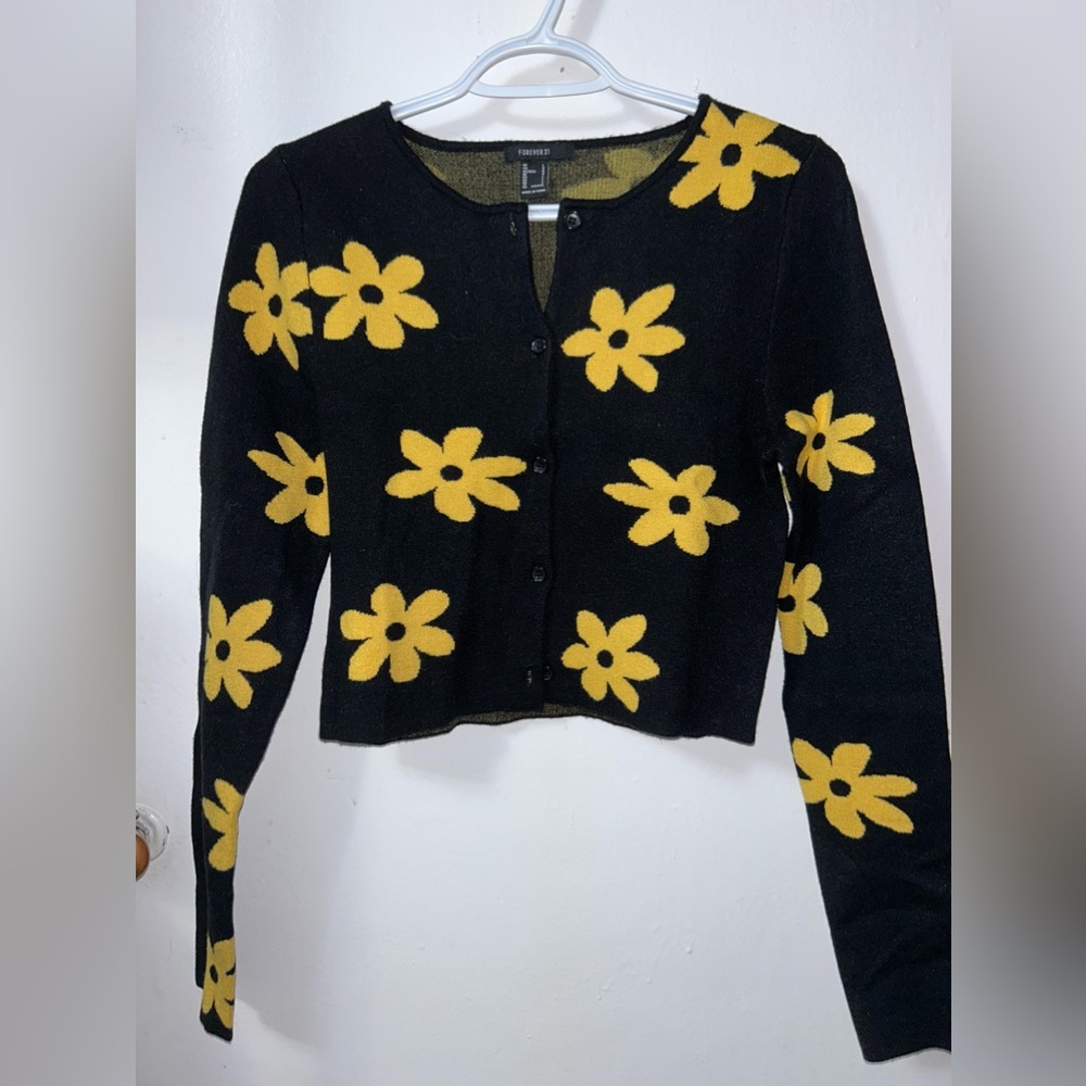 Forever 21 Cropped  Cardigan